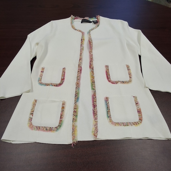 Coat - Picture 5 of 7